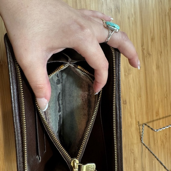 Louis Vuitton Damier Ebene Zip Wallet - Picture 10 of 14